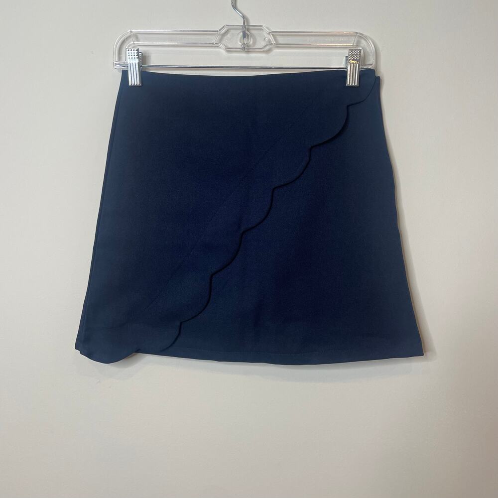 Limited Too Girl's Navy Blue Skort. Scallop Detail Sz 16